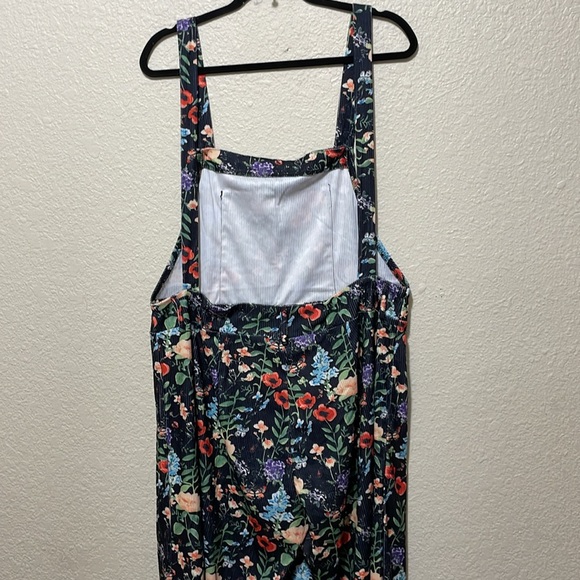 Women's Floral Bibbed Overalls. Very Cool And Good Condition. Size 2 X. - Picture 8 of 14